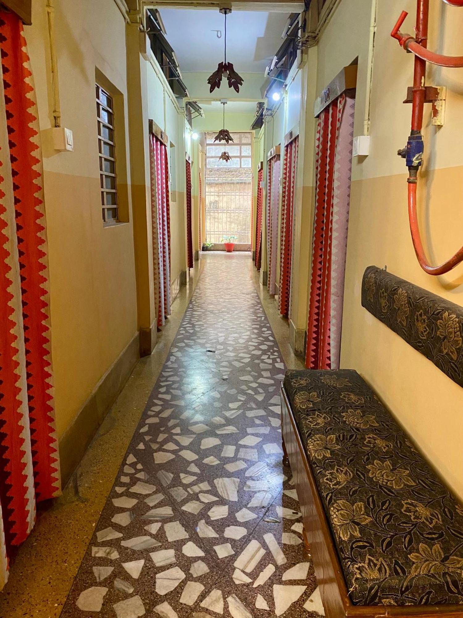 Hotel Raj Siliguri Exterior foto